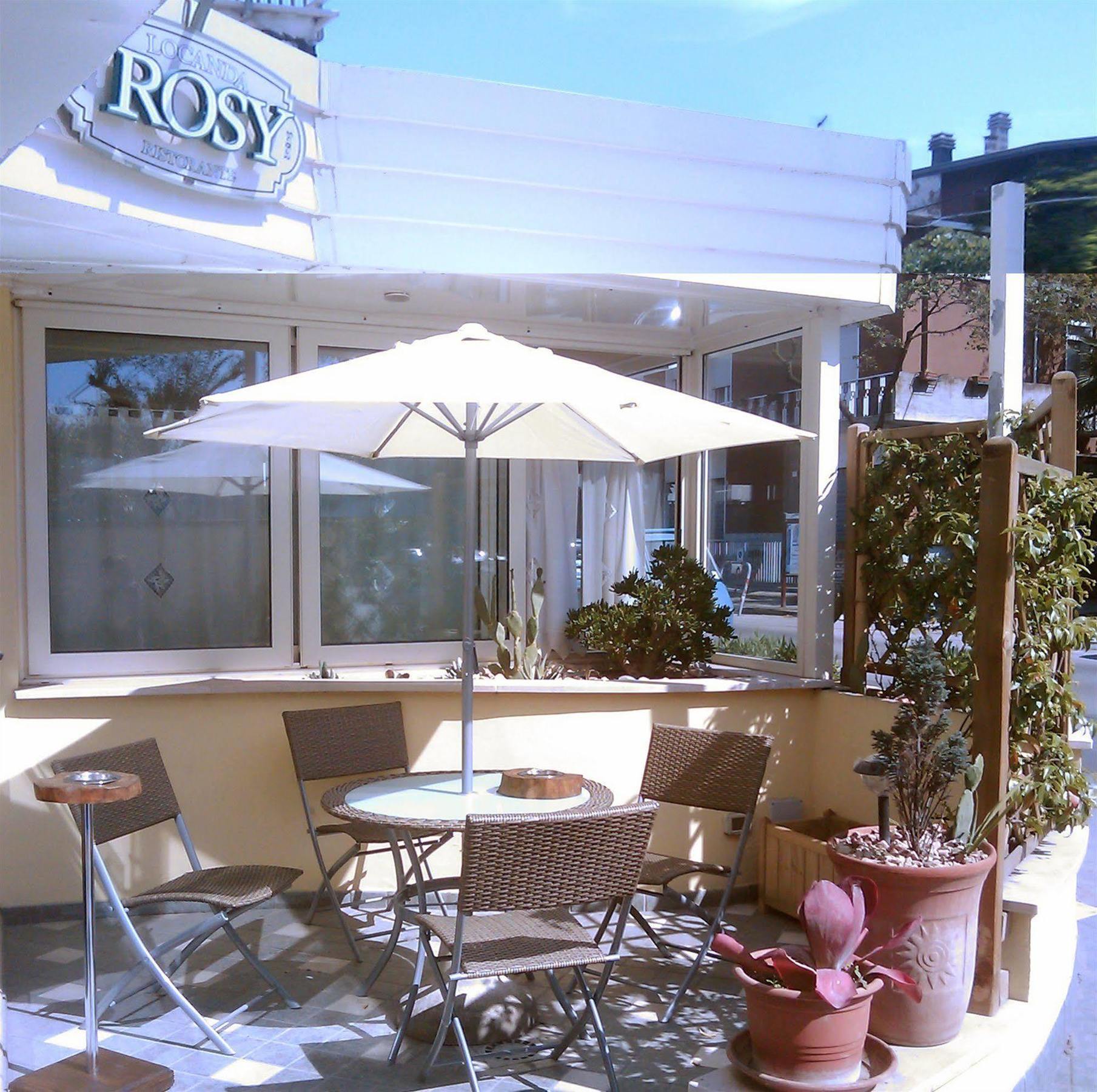 Hotel Locanda Rosy 카톨리카 외부 사진